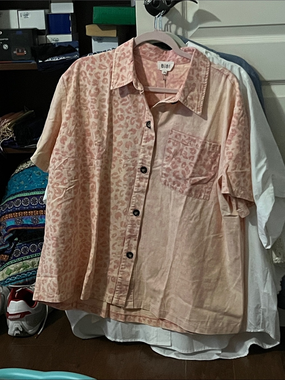 BiBi Pink Short-Sleeve Leopard Print Button-Down Shirt LARGE